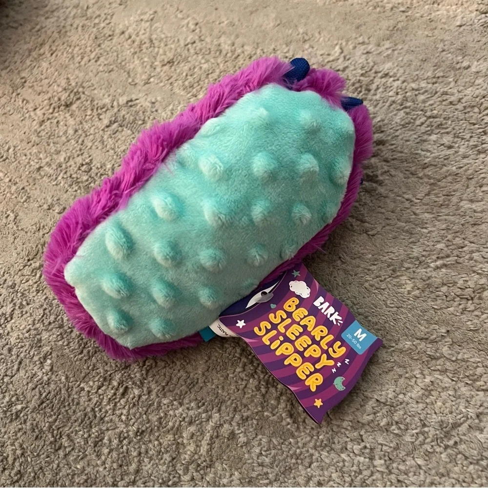 NWT Bark Bearly Sleepy Slipper Dog Toy